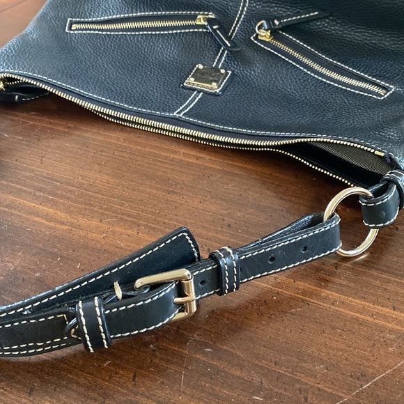 Dooney & Bourke bag with matching small bag - Picture 8 of 8